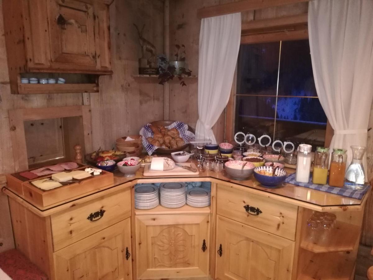 Landhaus Loeberbauer Tux Kültér fotó